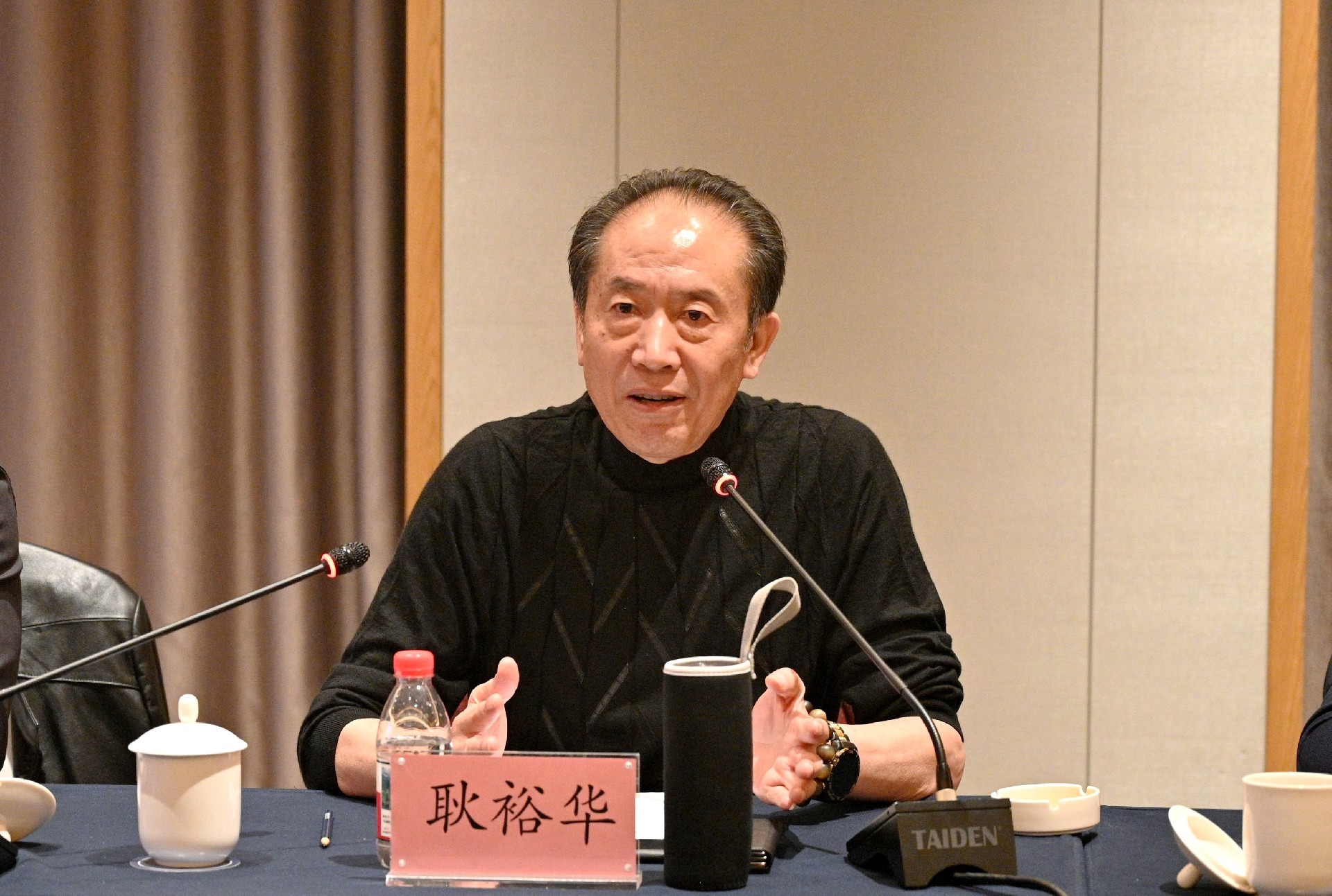 4a1431ff-6ad5-405c-bc4e-fbd31d8429c2.jpg